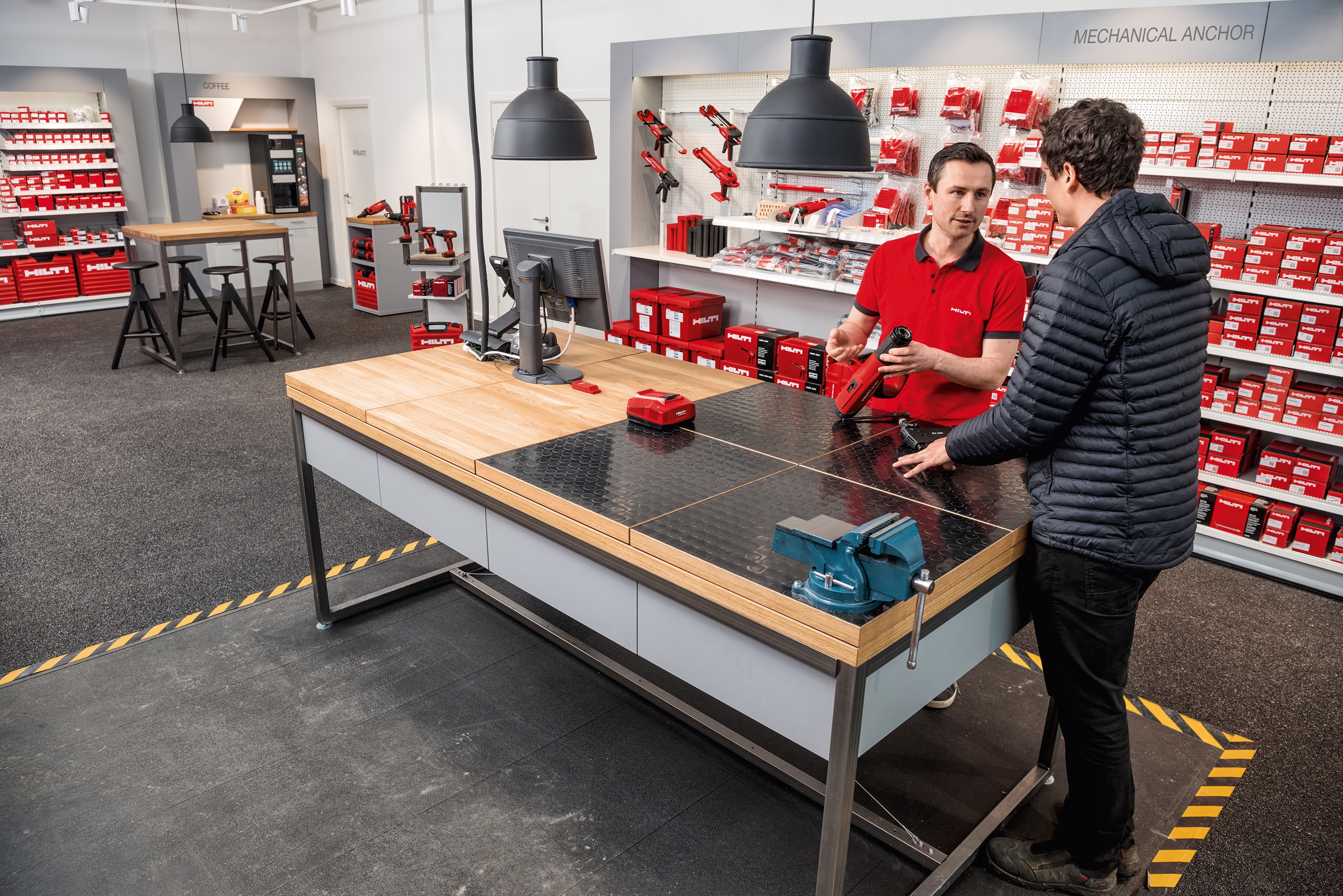 BRAND REFRESH AT HILTI MORE DYNAMIC – INCREASED BRAND DIFFERENTIATION
